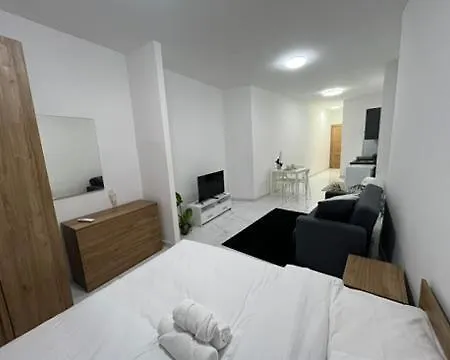 Bayview Baluta 08 דירה