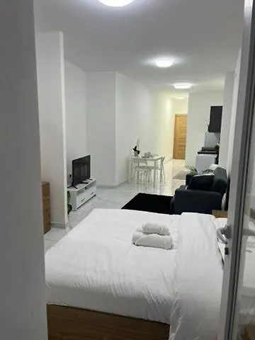 Bayview Baluta 03 아파트